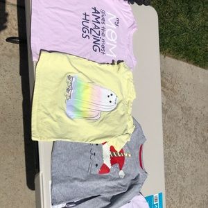 4 T-Shirts for $12!!  Girls Toddler Bundle XS (4/5) of 4 T-Shirts.